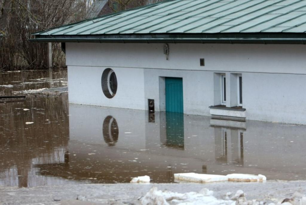Par plūdu nodarītiem postījumiem atlīdzību pieteikumi vairāku simtu tūkstošu latu apmērā