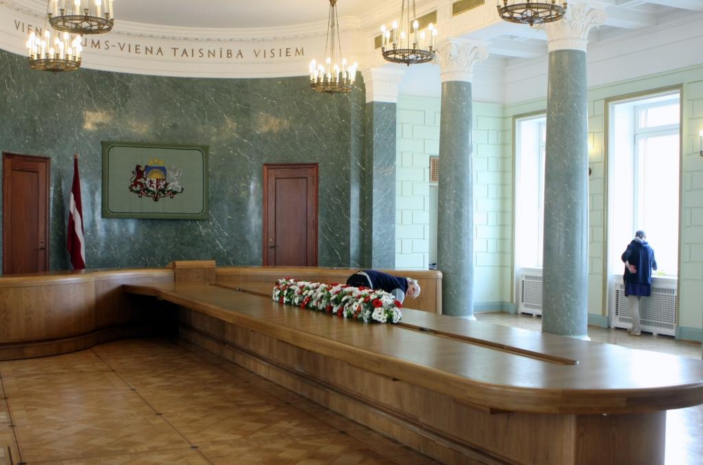 Valsts augstākās amatpersonas pērn audzējušas uzkrājumus