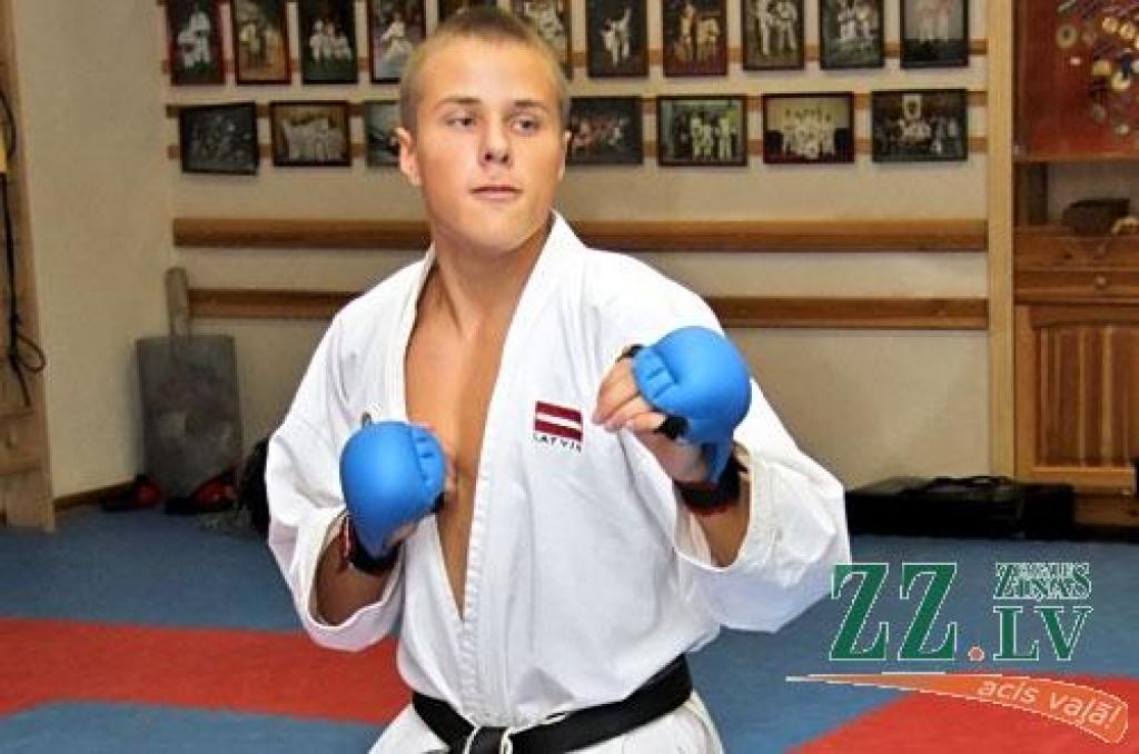 Karatē. Kalvim Kalniņam «Finland Open Cup» zelts un meistarīgākā sportista balva