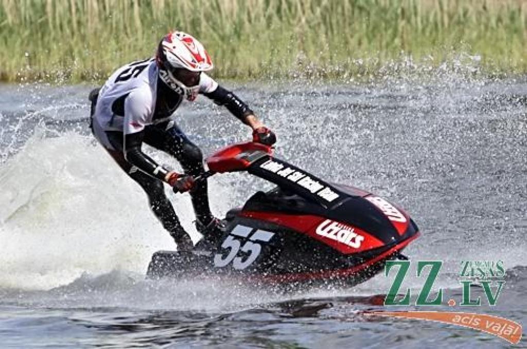 Ūdensmotociklu sports. Uzars Otrais Adrijas kausa posmā