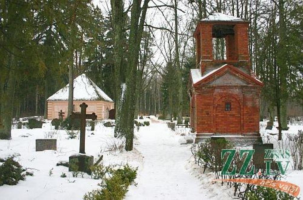 Vilces pagastā zagļi aiznes pēdējo kapu zvanu