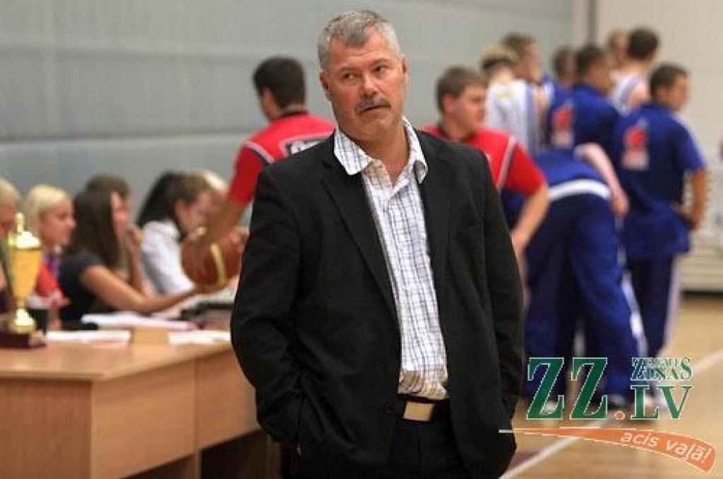 Varis Krūmiņš turpinās trenēt «Zemgales» basketbolistus