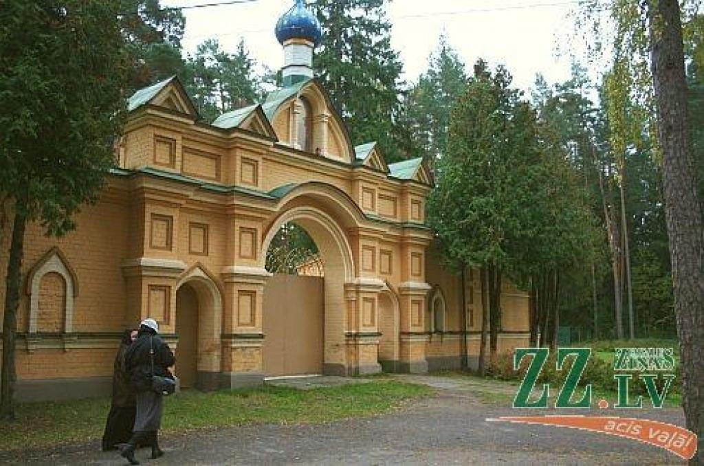 Par Valgundes klostera apsardzi plāno lemt tikai 2013.gadā