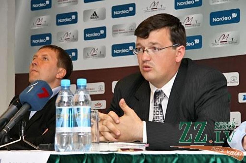 Futbols. «Kad laukuma malā trofeja, spēlei ir cita garša,» atzīst treneri (ar foto)