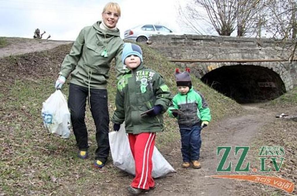 Lielās talkas rīkotājus pārsteidz jelgavnieku aktivitāte (ar foto)