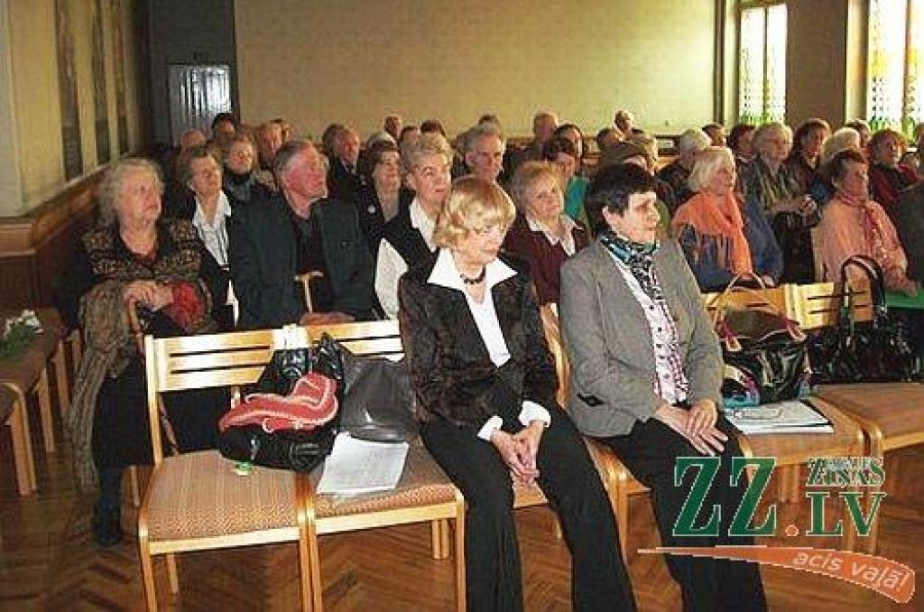 Jelgavas Latviešu biedrības pilnsapulcē sumina Modri Ziemeli