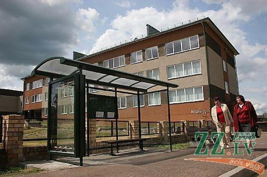 Izspiešanā iesaistītie vienā klasē vairs nemācās