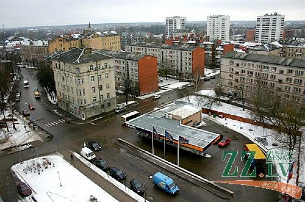 «Arco Real Estate»: Jelgavā trešo mēnesi aug cenas sērijveida dzīvokļiem