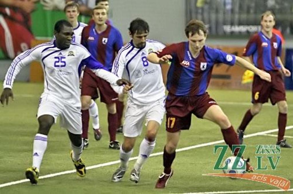 Futbols. FK «Jelgava» turpina Latvijas kausa izcīņu, iekļūstot ceturtdaļfinālā (papildināta)