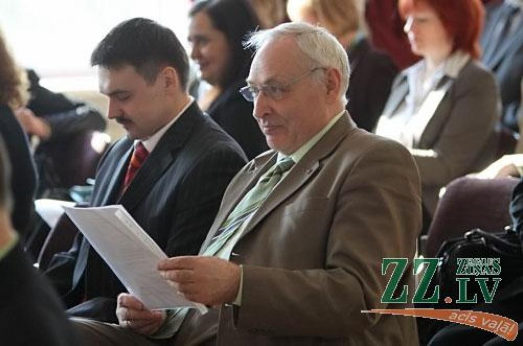 Zemgales apgabaltiesa nosvinēja 15 gadus kopš tās atjaunošanas (foto)