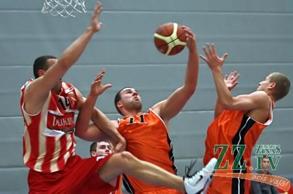Basketbols. Mačā ar «Zemgali» svētku dāvana lietuviešiem izpaliek (ar foto)