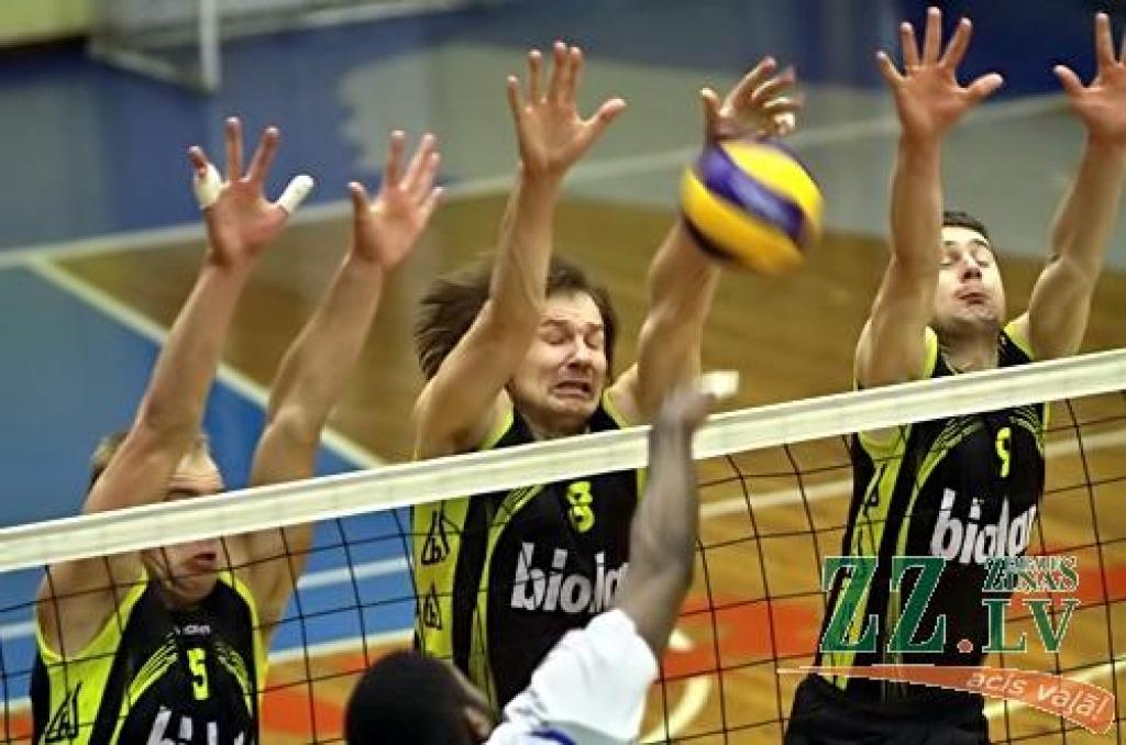 Volejbols. «Ozīši» zaudē Tartu «Pere Leib» un gaida ceturtdaļfināla pretiniekus (ar foto)