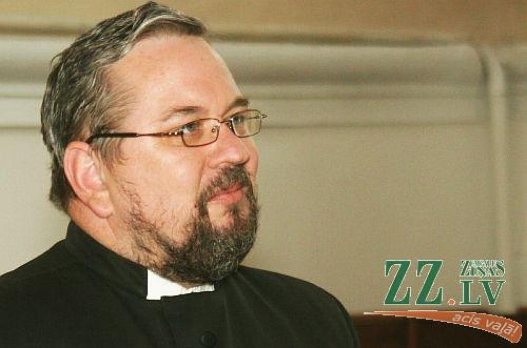 Mācītājs Rēdmanis Berlīnē iesāk ciklu «Vakara sarunas»
