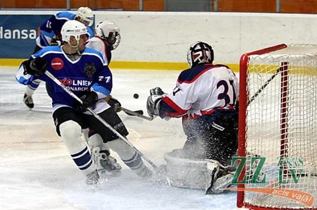 Hokejs. «Ozolnieki/Monarch» jau nodrošinājuši Latvijas čempionu titulu
