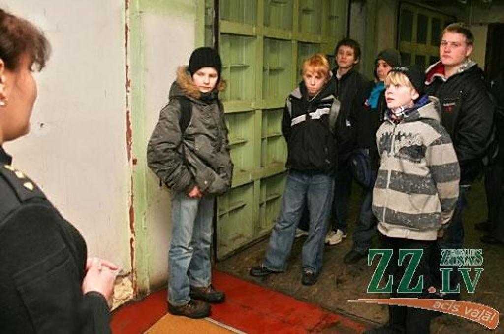 Pusaudži atskurbtuvē gūst vielu pārdomām (ar foto)