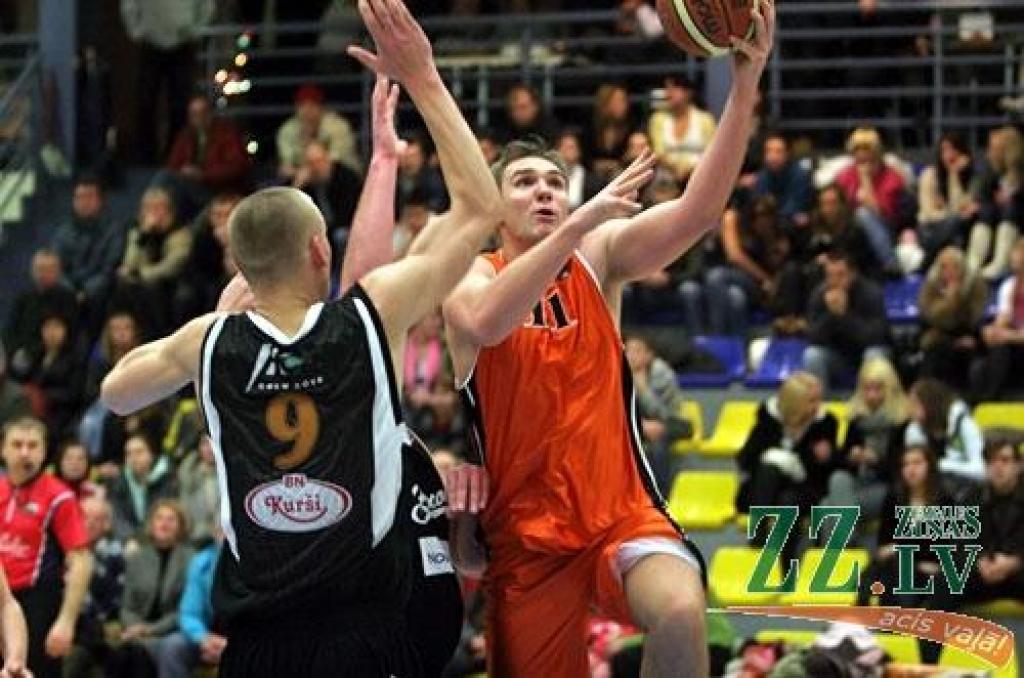 Basketbols. Kaspars Cipruss turpmāk spēlēs «Valmierā»