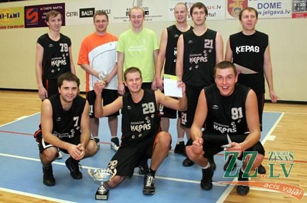 Basketbola kauss nonāk «Ķepās» (ar foto)