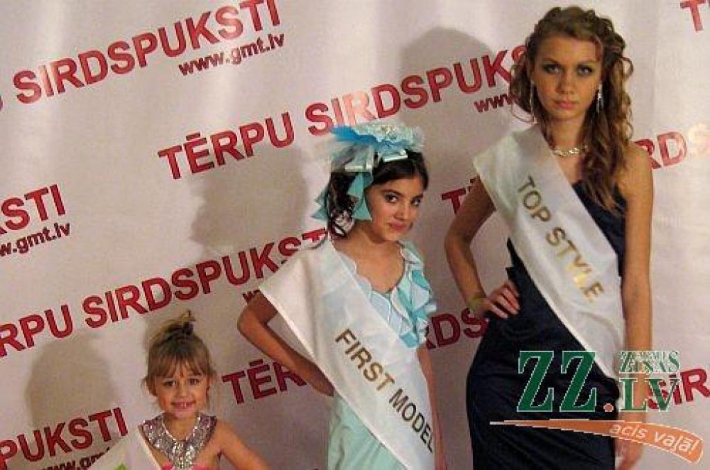 «Tērpu sirdspukstos» trīs laureātes no Jelgavas