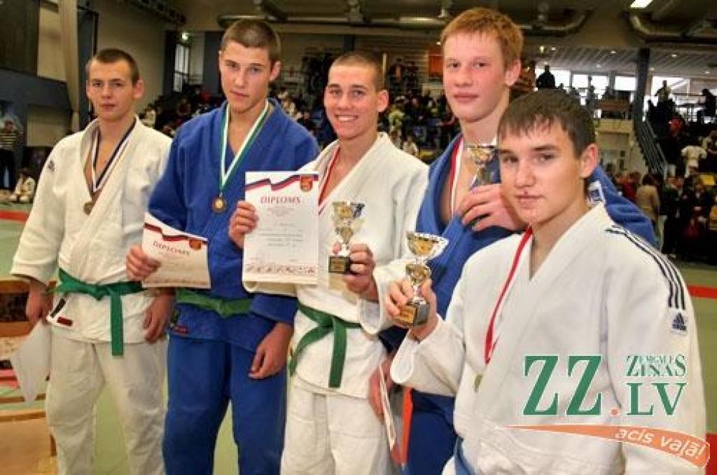 Labākie jaunie džudisti Jelgavas Sporta hallē (papildināta)