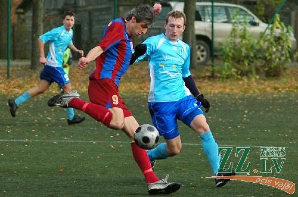 Futbola medaļas izšķirsies Ozolniekos, bet Jūrmalas pašvaldība futbolam nav viesmīlīga