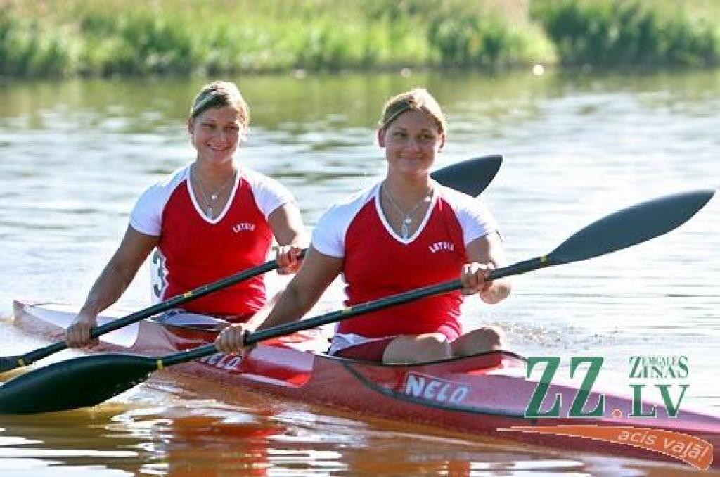 Junioros uzvar māsas Staņunas