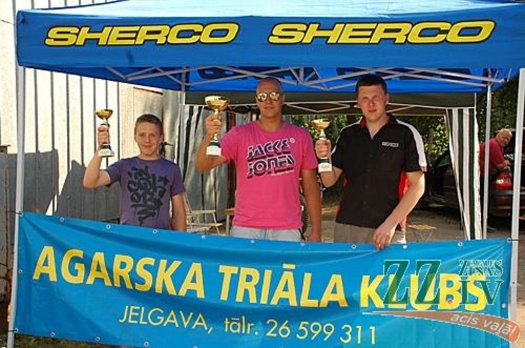 Vērnieks uzvar Ugālē, spītējot dundura kodumam