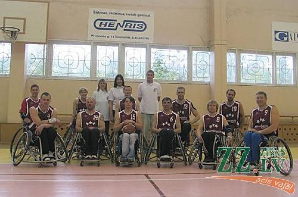 Ratiņbasketbolistiem – pārbaudes turnīri