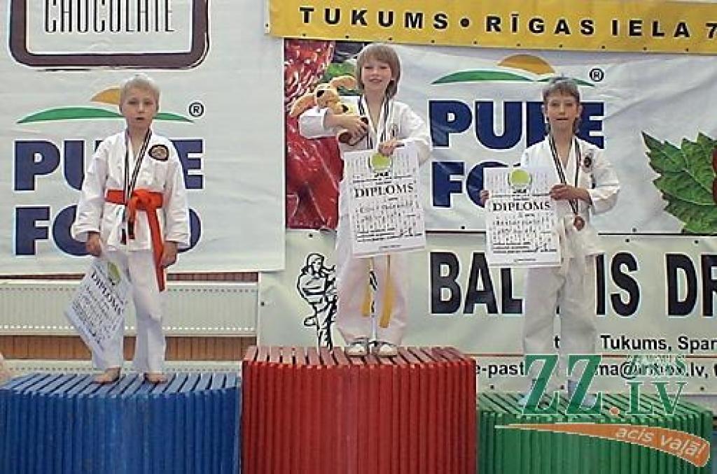 Karatistiem - medaļu birums Talsos