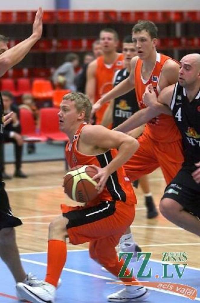 «Zemgale» zaudē «Liepājas lauvām»