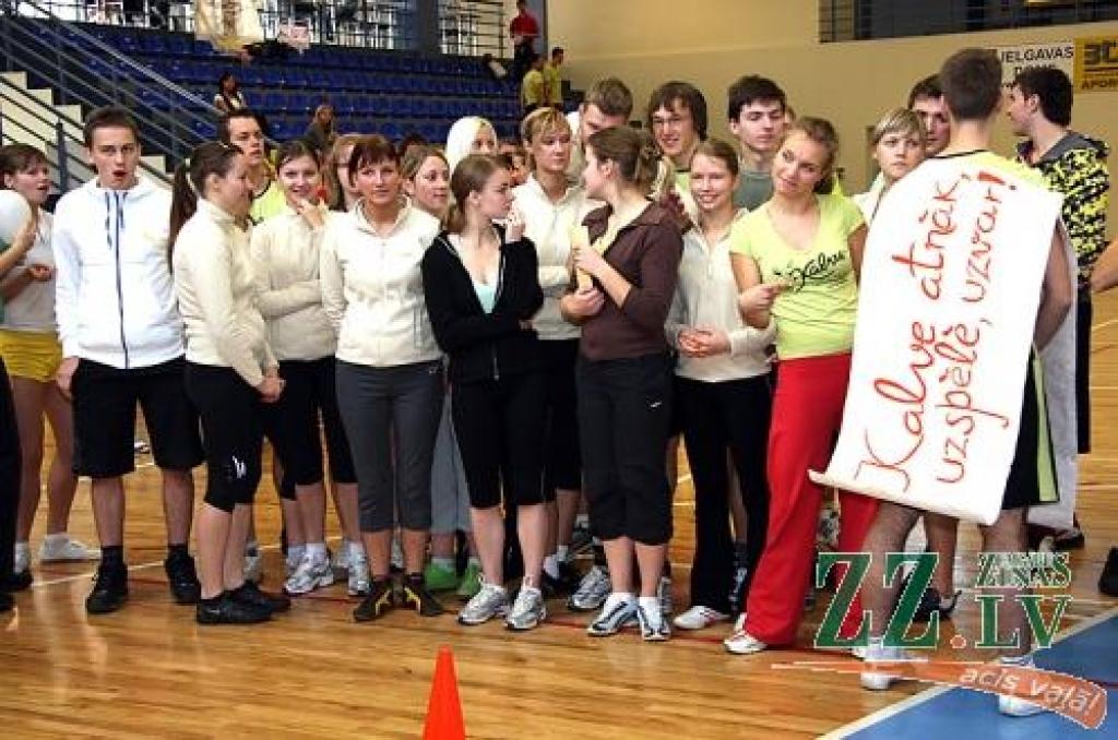 Foto: Dejotāju draudzības kauss - «Kalvei»