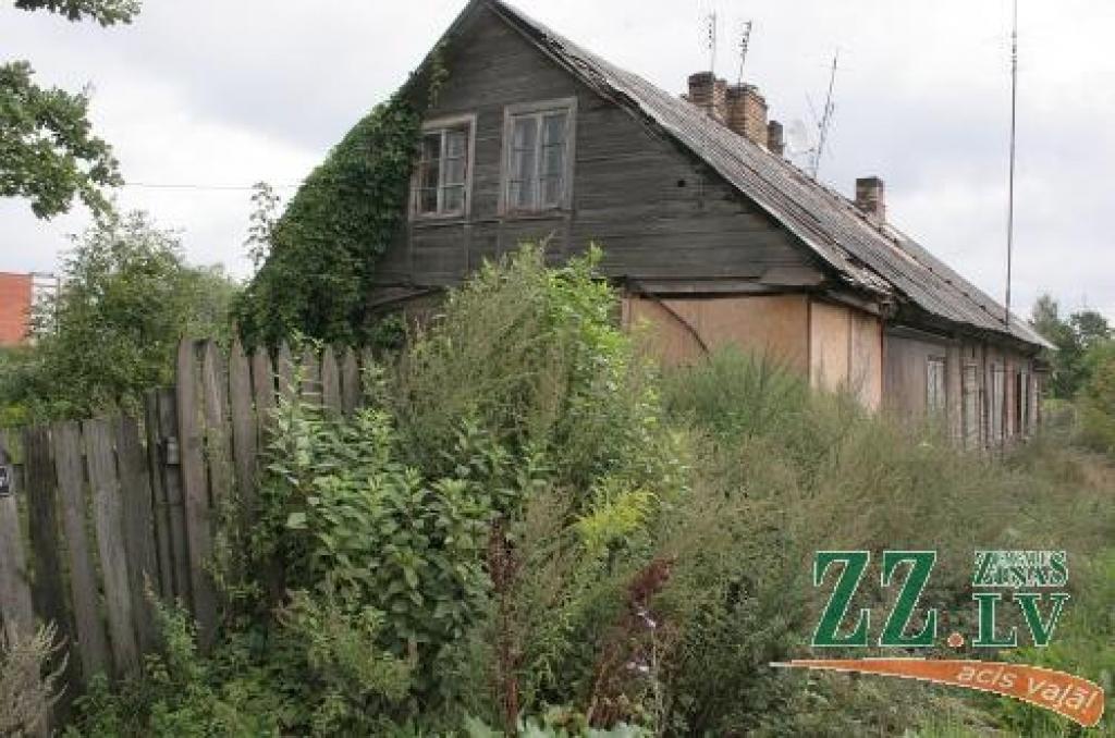 Zālei aizvien ļauj vaļu