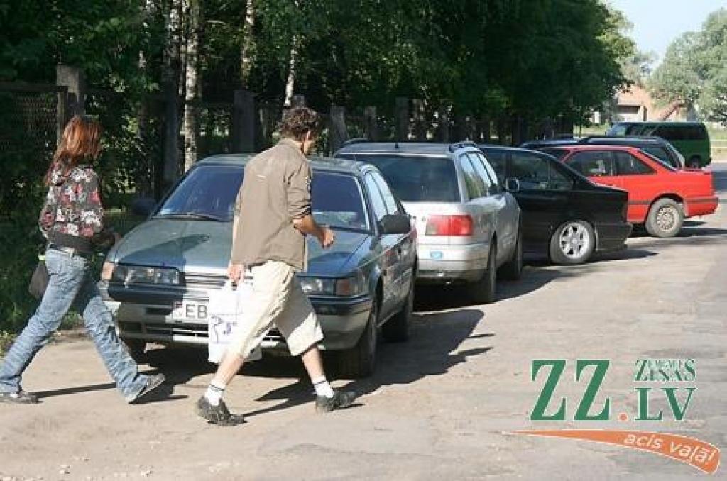 Centrā izbūvēs četras jaunas ietves