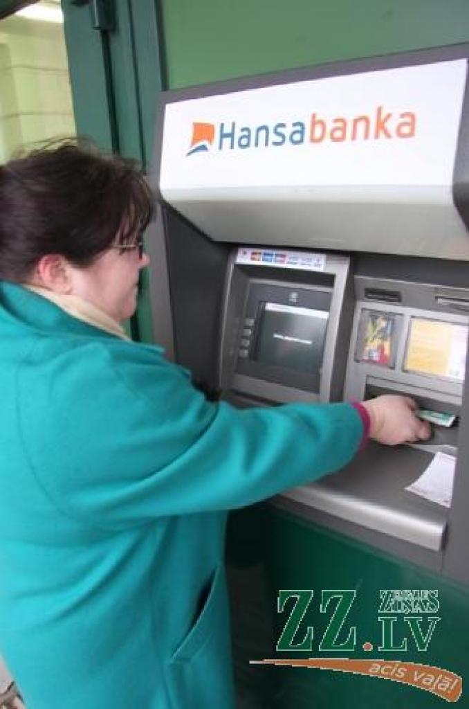 Savs bankomāts arī elejniekiem