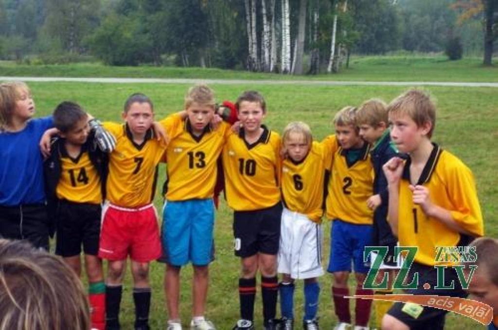 Noslēdzies rajona skolēnu turnīrs futbolā
