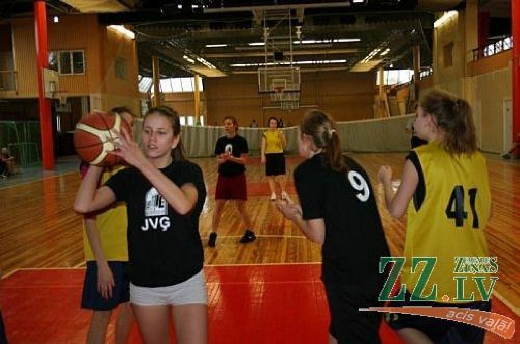 Basketbols. Jelgavas skolēni labākie visā Zemgalē