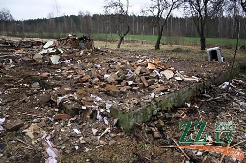 Piektdien «Zemgales Ziņās»: Īres strīda kulminācija – māja gruvešos; domā, kā mazināt bezkaunīgo saucēju skaitu