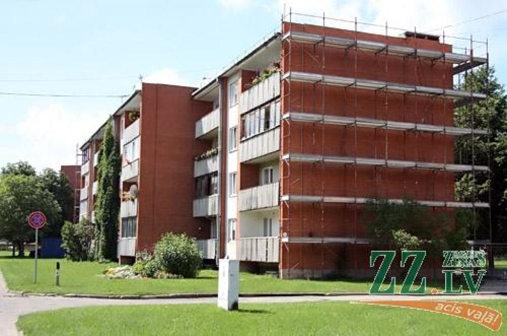 Ozolniekos sākta optiskā interneta izbūve
