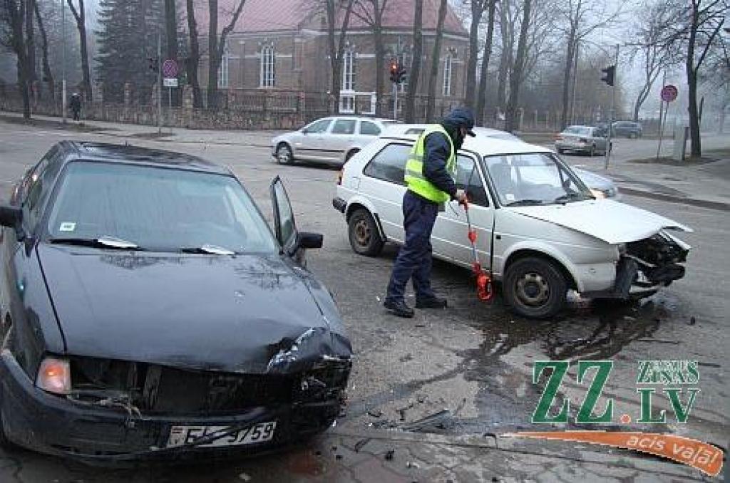 Nedod ceļu un nonāk slimnīcā