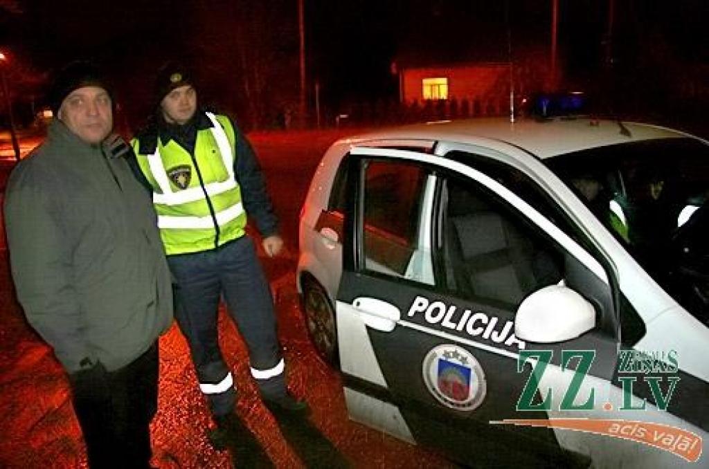 Ceturtdien «Zemgales Ziņās»: «Neredzamie cilvēki» ielās; «ātrajos» spriedze personāliju dēļ; LLU 2000 latus «uz rokas» sauc par smieklīgu algu