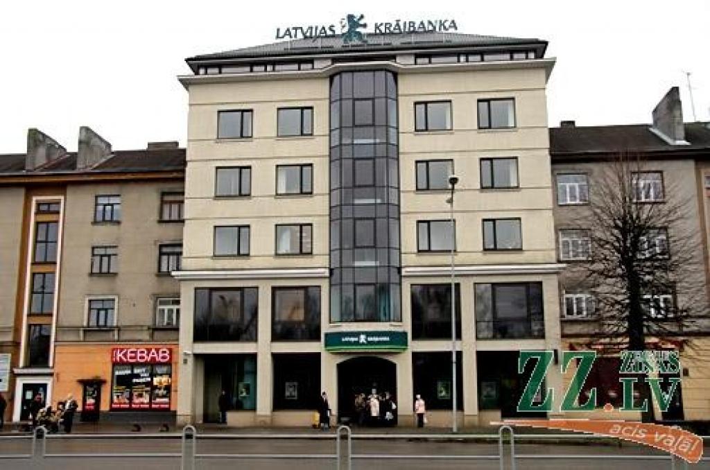 «Latvijas Krājbankas» klienti trešdien no rīta varēs saņemt 50 latus