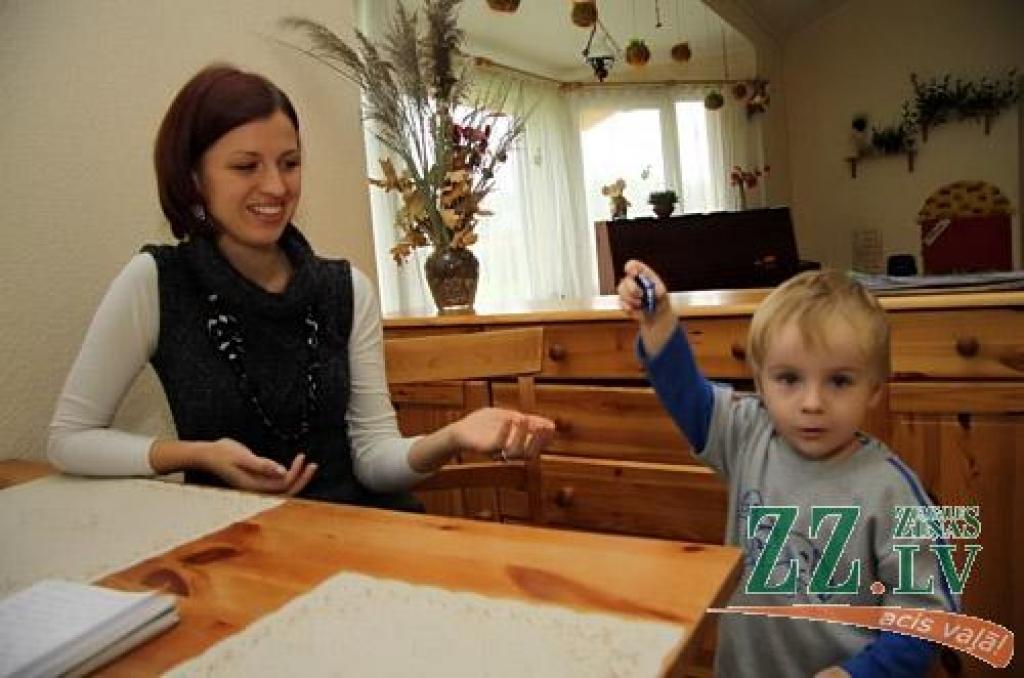 Otrdien «Zemgales Ziņās»: Bērnu pieskatīšanas centriem Jelgava naudu nedod, Ozolnieki mazuļus nešķiro; atrok, iespējams, Medemu rezidences pāļus