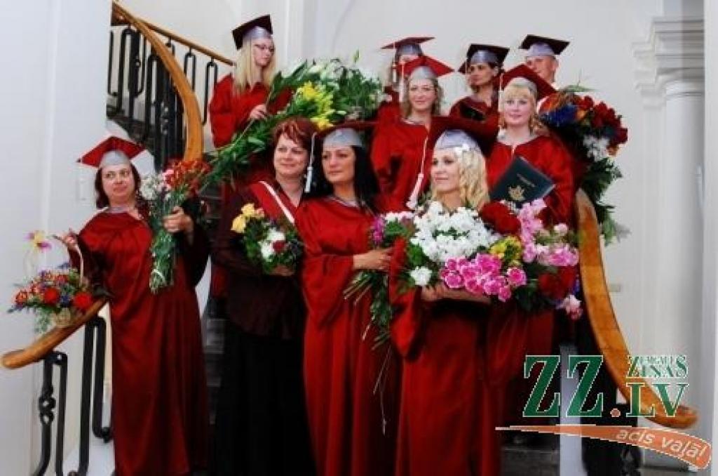 Šodien sāk svinēt Sociālo zinātņu fakultātes desmit gadu jubileju