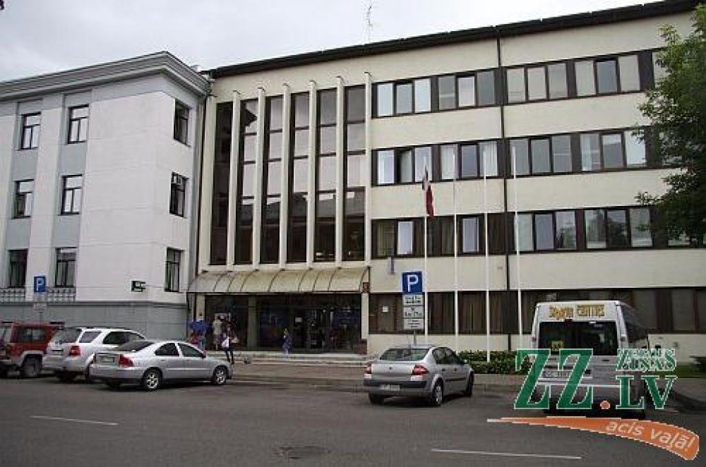 Novads lems par savu karogu