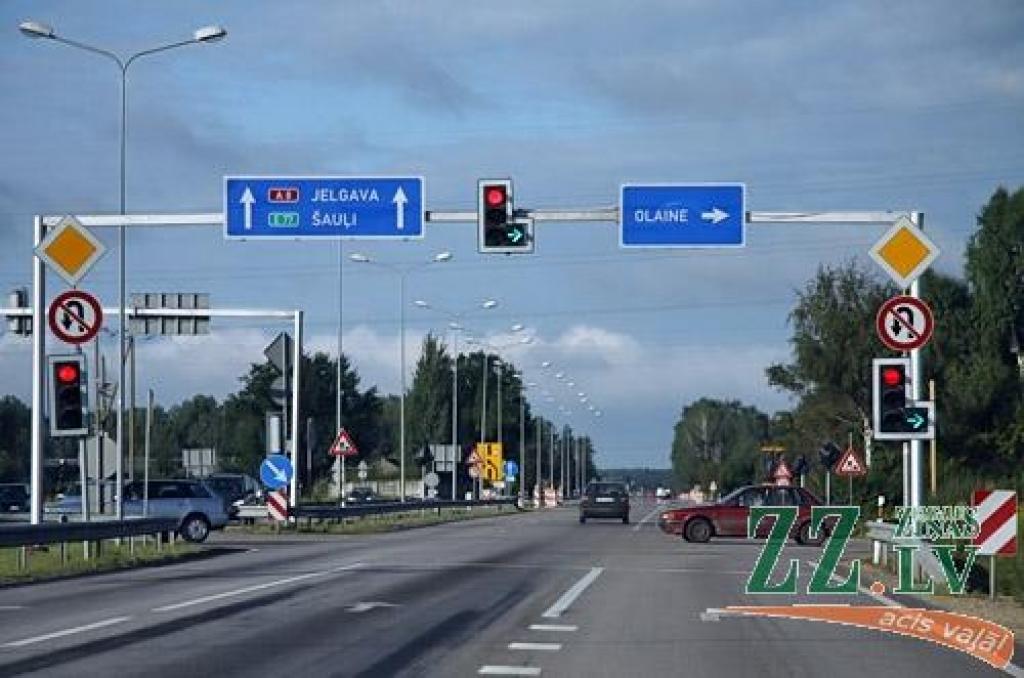 Uz Rīgas – Jelgavas šosejas ierīkos vēl vienu luksoforu