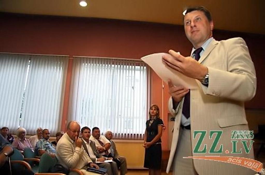 FOTO: Vējonis vēlreiz uzsver, ka Caunes vietā būtu atkāpies; gada beigās sola likumu par referendumiem pašvaldībās