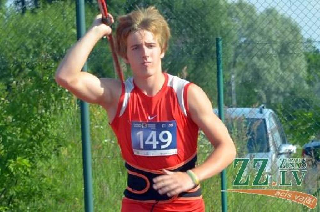 Vieglatlētika. Šķēpa metējs Gatis Čakšs pasaules vieglatlētikas čempionātā jauniešiem izcīna astoto vietu