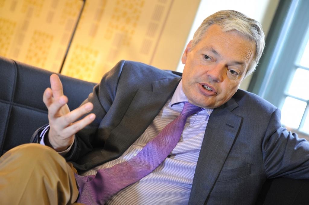 Beļģijas ministrs: iedzīvotāji eiro nebūs gatavi nekad 