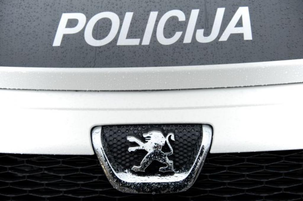 Ceļu satiksmes negadījumos gājuši bojā divi vīrieši