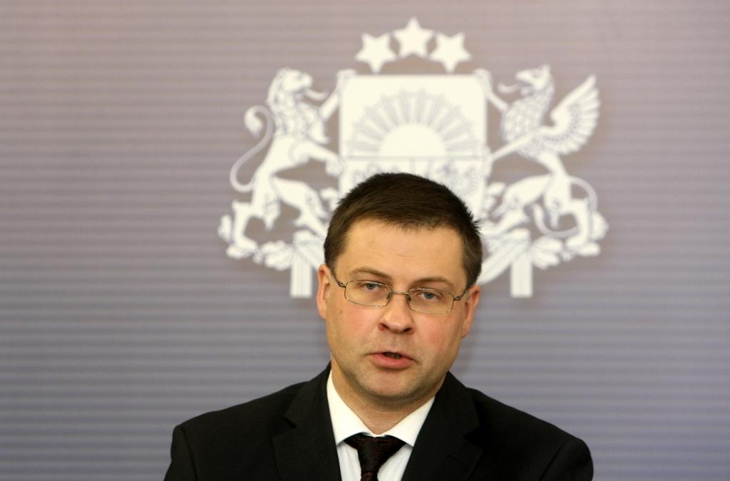 Dombrovskis: Vairums Latvijas iedzīvotāju līdz janvārim atbalstīs eiro ieviešanu