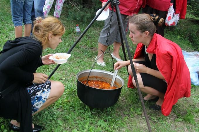 FOTO: Jelgavas novada sportiskākie pulcējas Glūdas pagastā